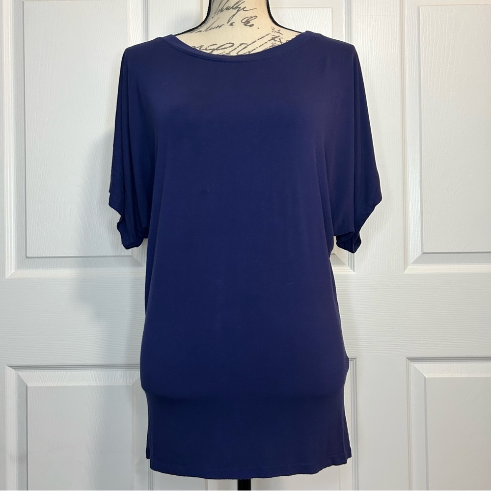 Free to Live Batwing Sleeve T-Shirt